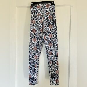 Patterned Women’s DYI Leggings